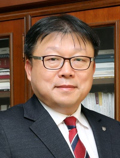 진서훈 사진